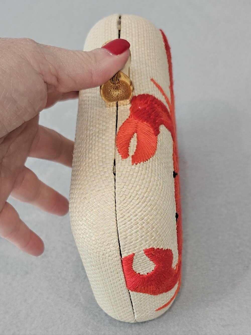 Viral Tommy Bahama Crab Embroidered Clutch Crossbody – NWT Coastal Beach Bag - Picture 8 of 16